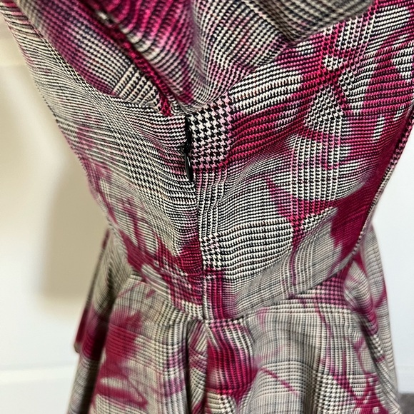 NWOT SHEIN Plaid Peplum Top Size 4 / 6 - Picture 5 of 8